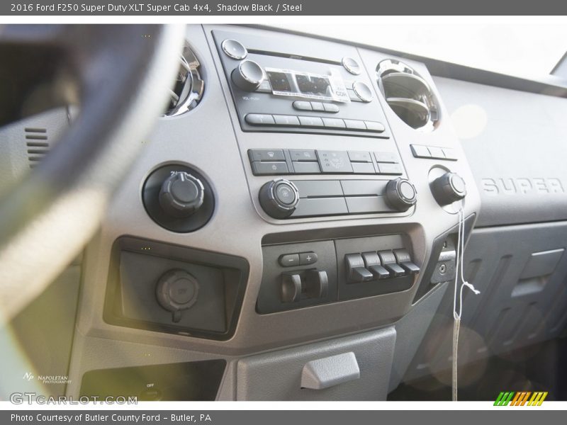 Shadow Black / Steel 2016 Ford F250 Super Duty XLT Super Cab 4x4