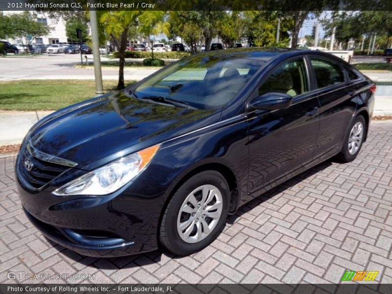Front 3/4 View of 2012 Sonata GLS