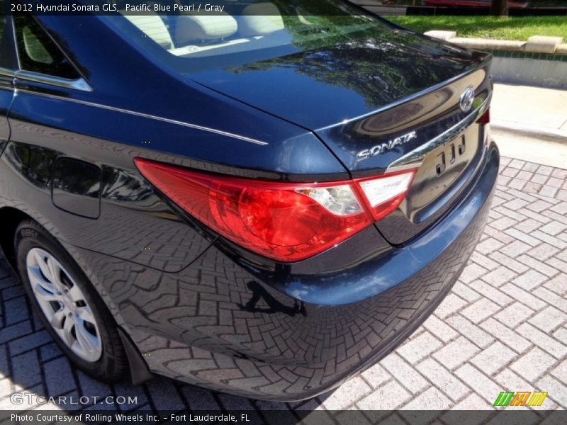 Pacific Blue Pearl / Gray 2012 Hyundai Sonata GLS