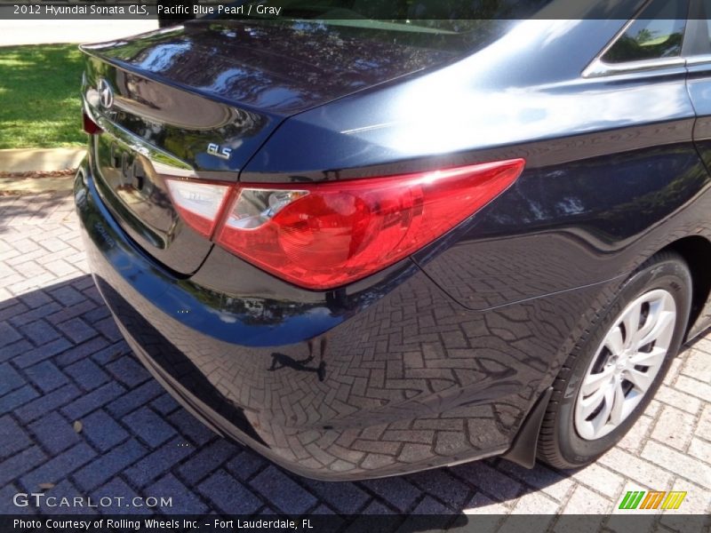 Pacific Blue Pearl / Gray 2012 Hyundai Sonata GLS