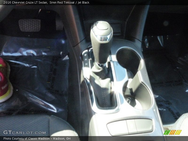 Siren Red Tintcoat / Jet Black 2016 Chevrolet Cruze LT Sedan