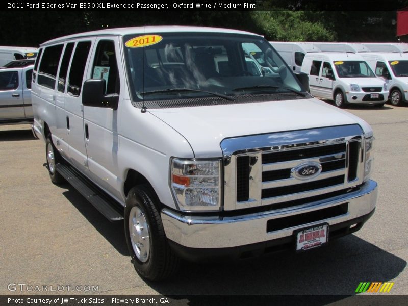 Oxford White / Medium Flint 2011 Ford E Series Van E350 XL Extended Passenger