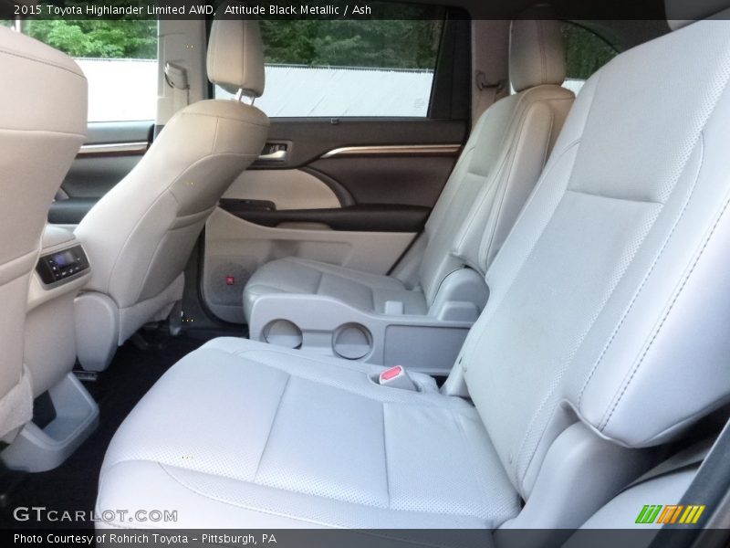 Attitude Black Metallic / Ash 2015 Toyota Highlander Limited AWD