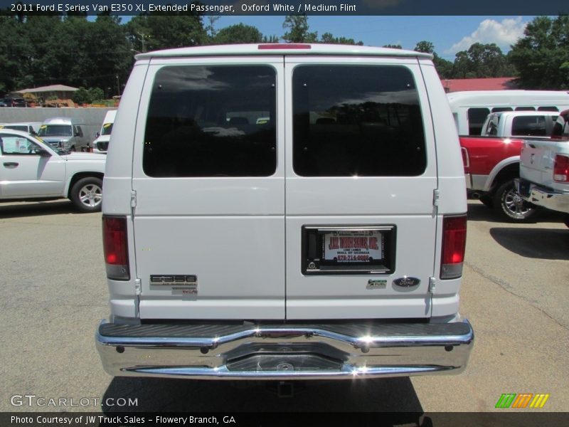 Oxford White / Medium Flint 2011 Ford E Series Van E350 XL Extended Passenger