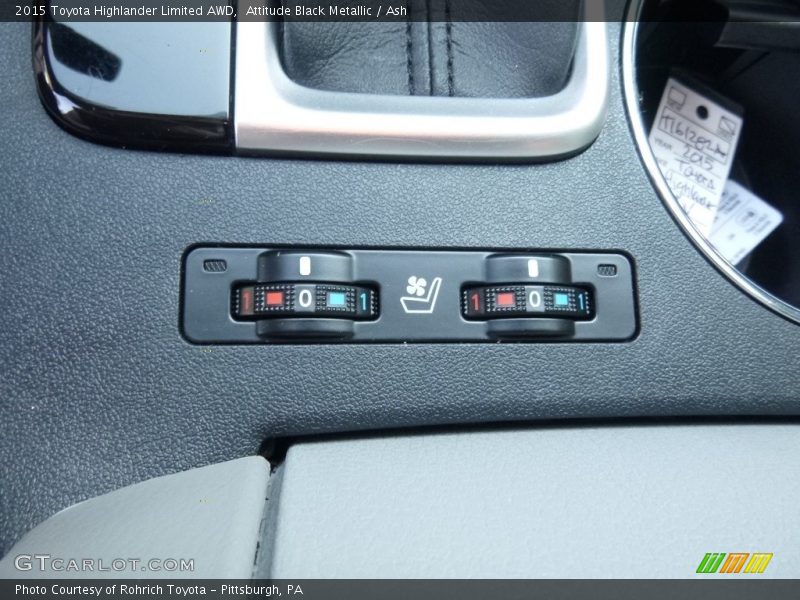 Attitude Black Metallic / Ash 2015 Toyota Highlander Limited AWD
