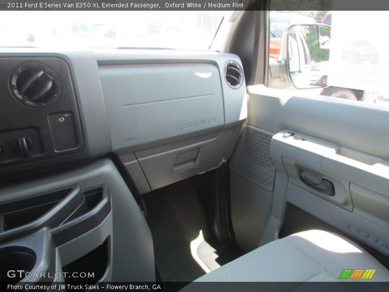 Oxford White / Medium Flint 2011 Ford E Series Van E350 XL Extended Passenger