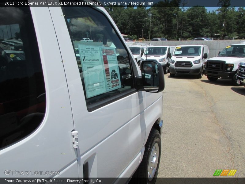 Oxford White / Medium Flint 2011 Ford E Series Van E350 XL Extended Passenger