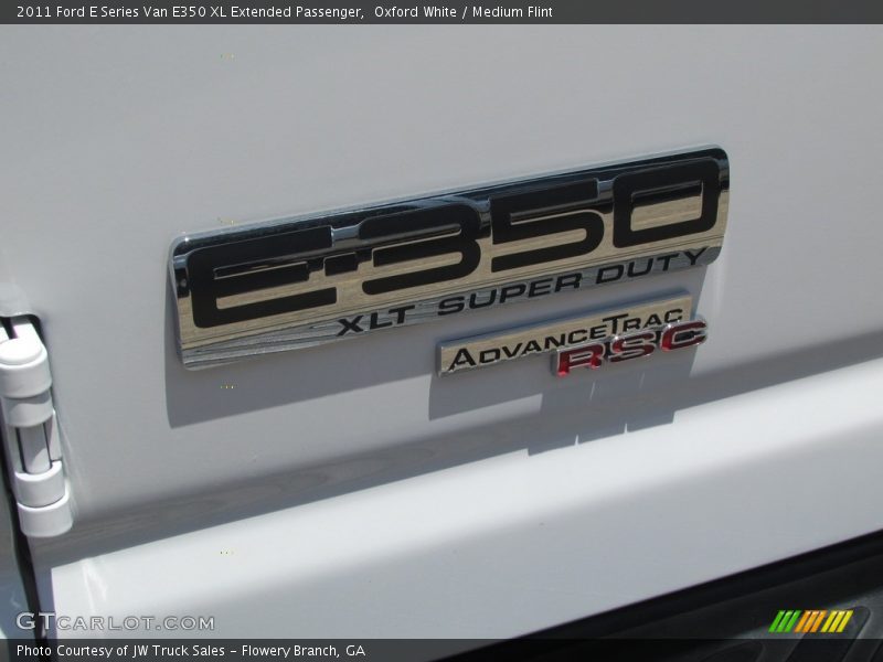 Oxford White / Medium Flint 2011 Ford E Series Van E350 XL Extended Passenger