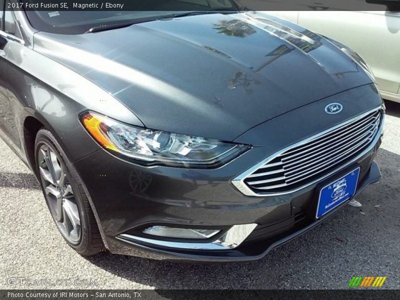 Magnetic / Ebony 2017 Ford Fusion SE