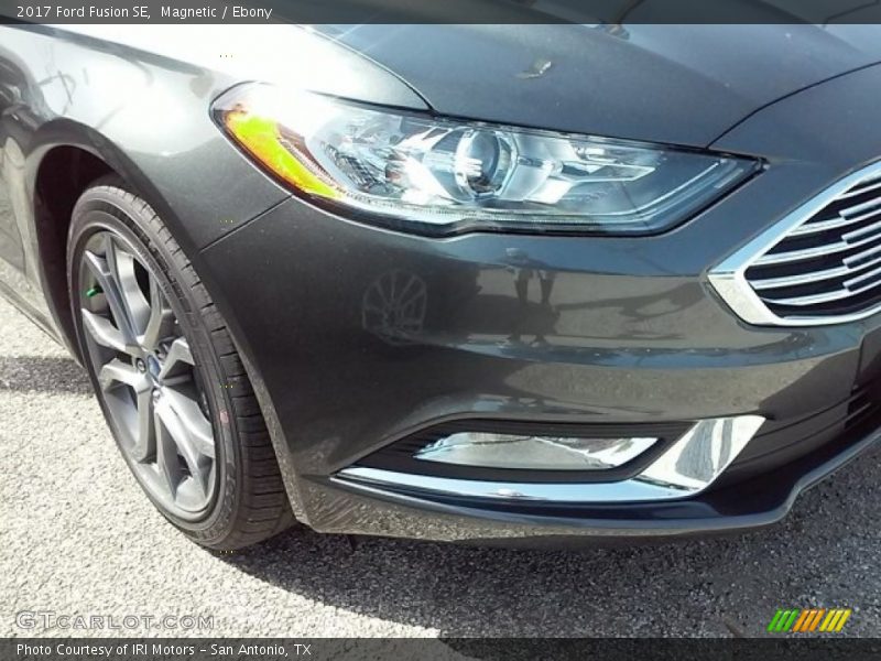 Magnetic / Ebony 2017 Ford Fusion SE