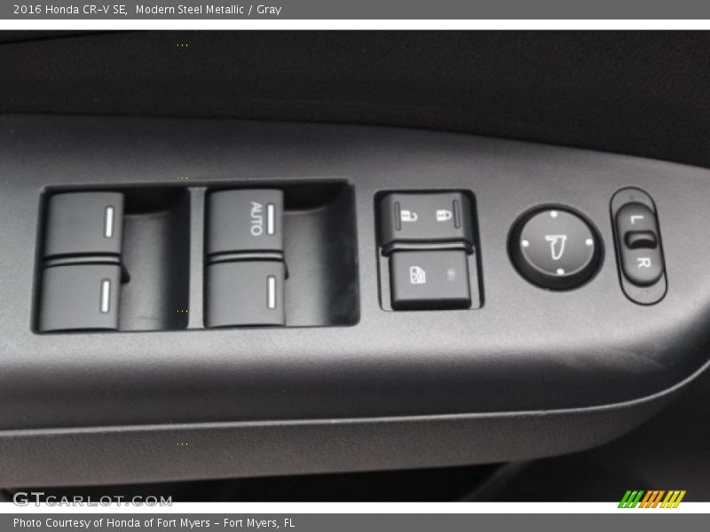 Modern Steel Metallic / Gray 2016 Honda CR-V SE