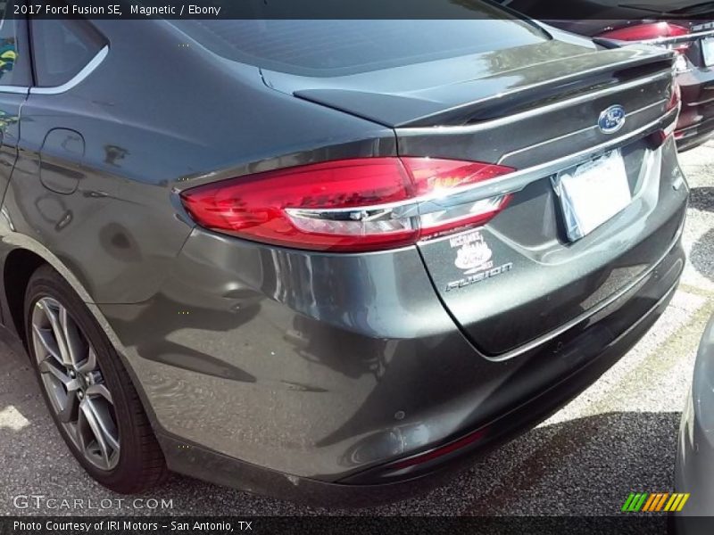 Magnetic / Ebony 2017 Ford Fusion SE