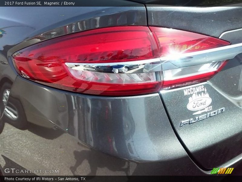 Magnetic / Ebony 2017 Ford Fusion SE