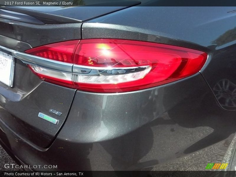 Magnetic / Ebony 2017 Ford Fusion SE