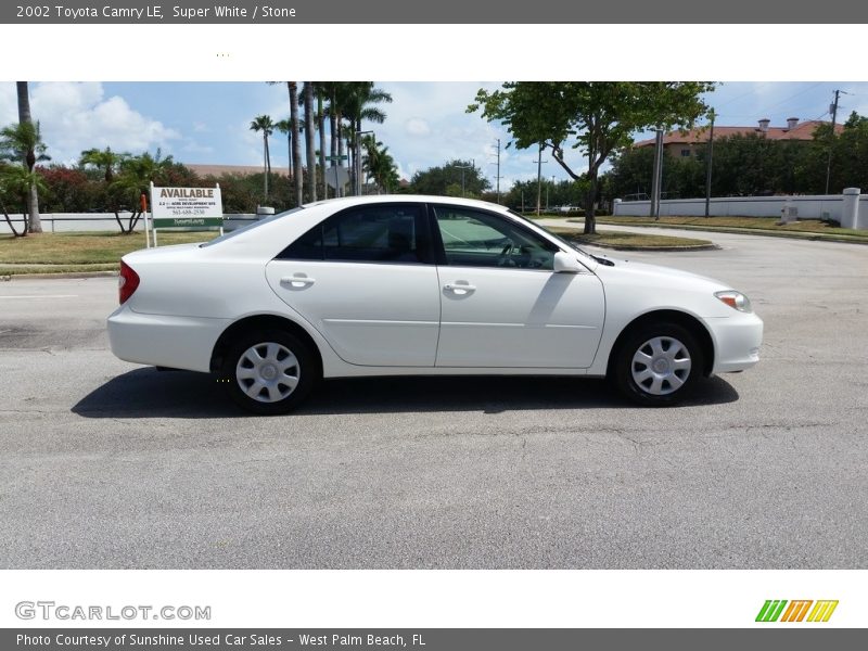 Super White / Stone 2002 Toyota Camry LE