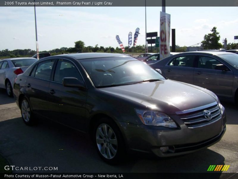 Phantom Gray Pearl / Light Gray 2006 Toyota Avalon Limited