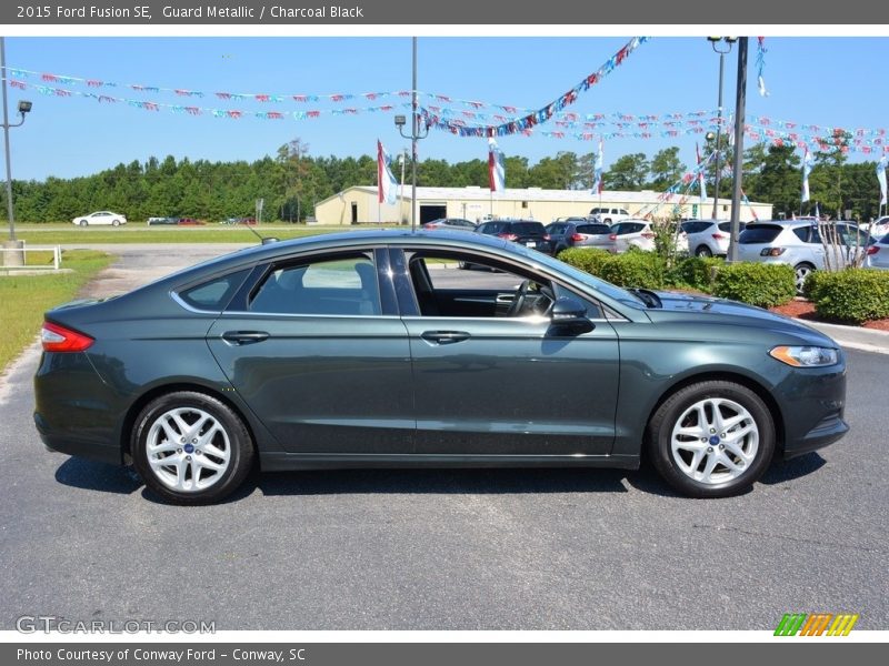 Guard Metallic / Charcoal Black 2015 Ford Fusion SE
