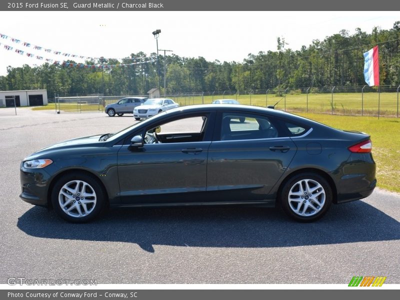 Guard Metallic / Charcoal Black 2015 Ford Fusion SE