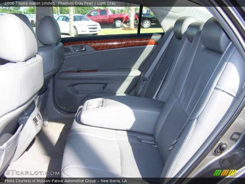 Phantom Gray Pearl / Light Gray 2006 Toyota Avalon Limited