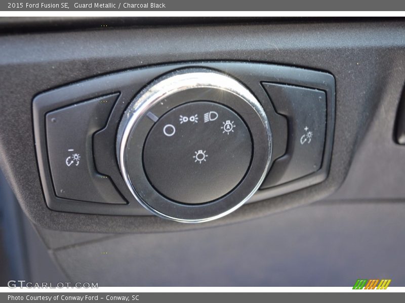 Guard Metallic / Charcoal Black 2015 Ford Fusion SE