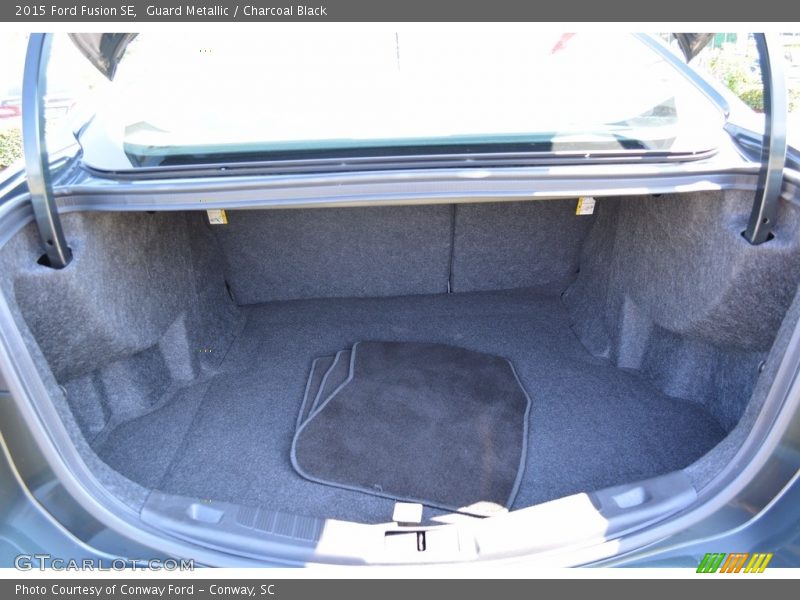 Guard Metallic / Charcoal Black 2015 Ford Fusion SE