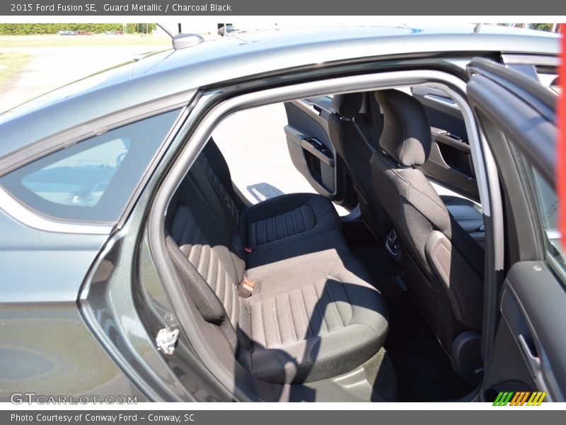 Guard Metallic / Charcoal Black 2015 Ford Fusion SE