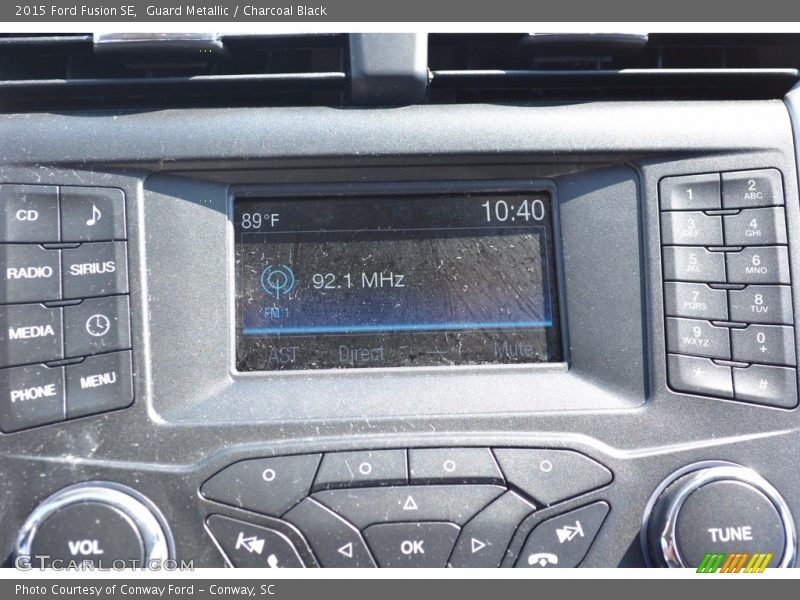 Guard Metallic / Charcoal Black 2015 Ford Fusion SE