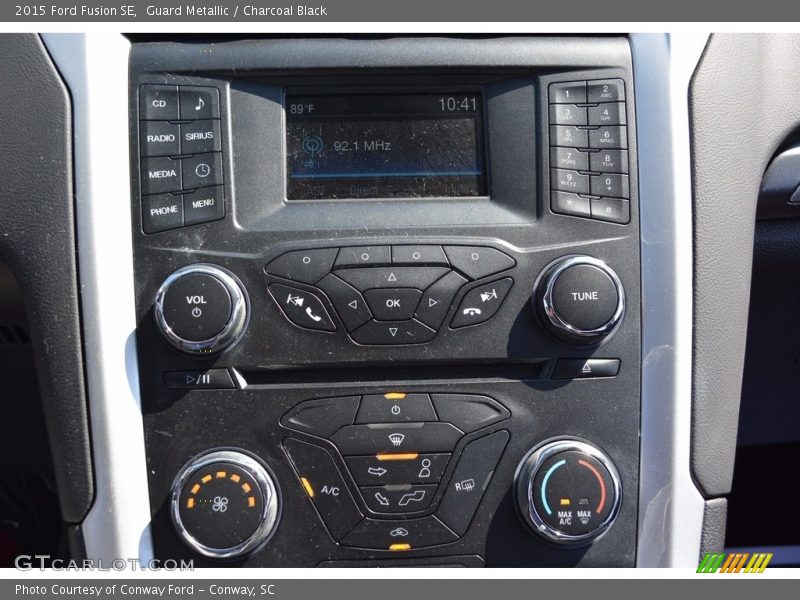 Guard Metallic / Charcoal Black 2015 Ford Fusion SE