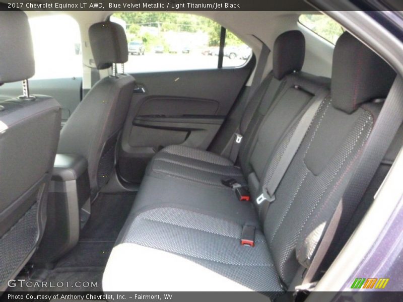 Blue Velvet Metallic / Light Titanium/Jet Black 2017 Chevrolet Equinox LT AWD