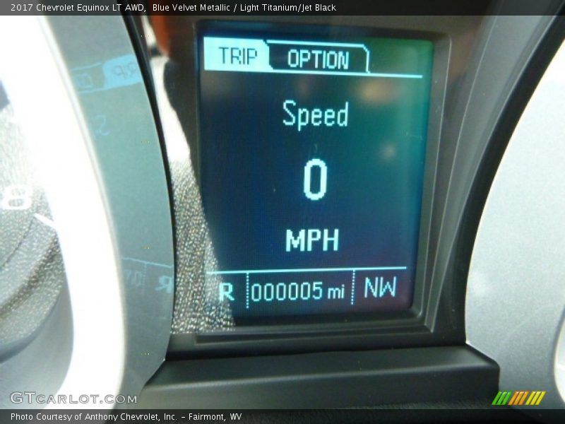 Blue Velvet Metallic / Light Titanium/Jet Black 2017 Chevrolet Equinox LT AWD