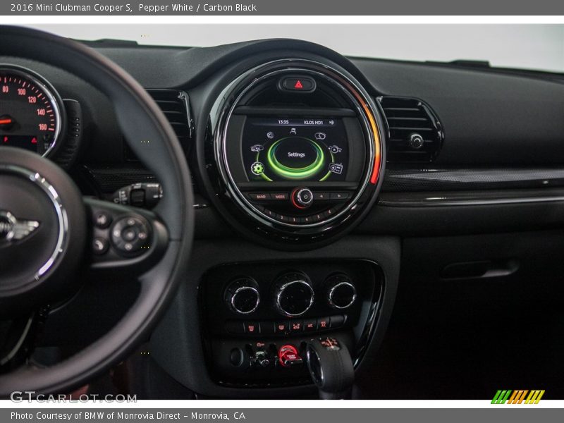 Pepper White / Carbon Black 2016 Mini Clubman Cooper S