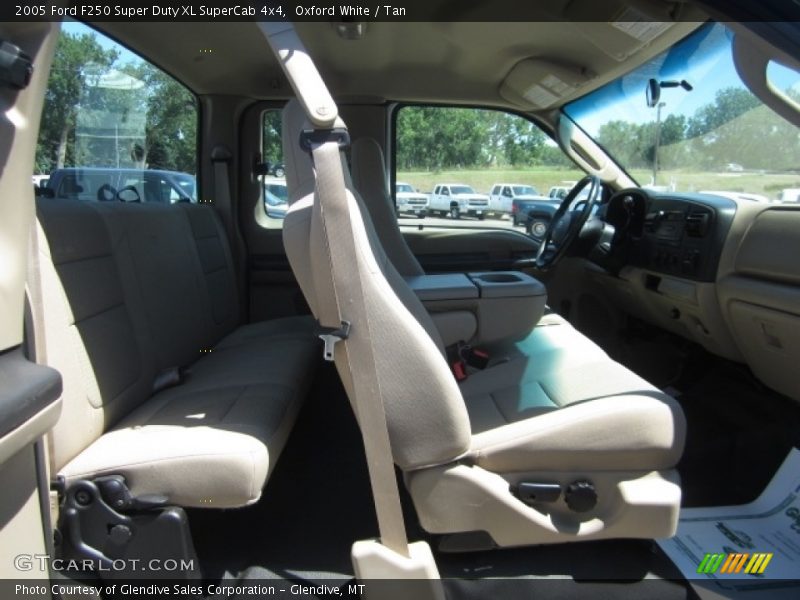Oxford White / Tan 2005 Ford F250 Super Duty XL SuperCab 4x4