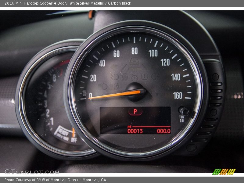 White Silver Metallic / Carbon Black 2016 Mini Hardtop Cooper 4 Door