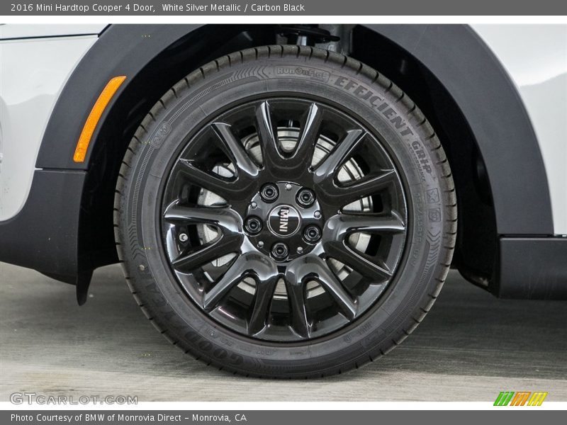 White Silver Metallic / Carbon Black 2016 Mini Hardtop Cooper 4 Door