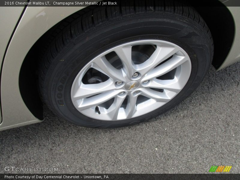 Champagne Silver Metallic / Jet Black 2016 Chevrolet Malibu LT