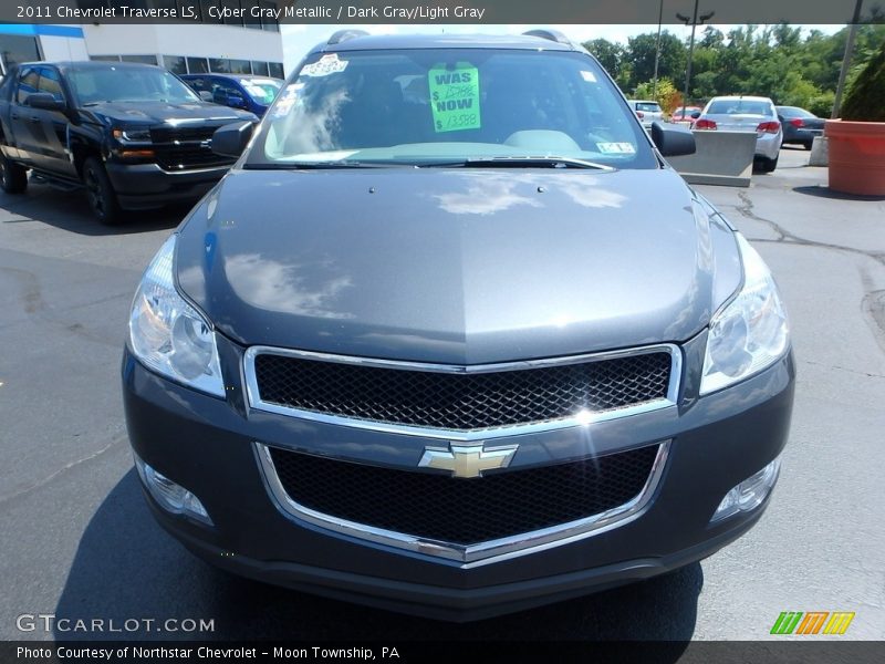 Cyber Gray Metallic / Dark Gray/Light Gray 2011 Chevrolet Traverse LS