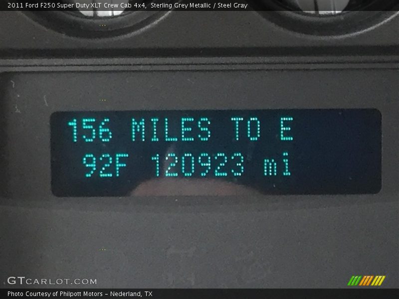 Sterling Grey Metallic / Steel Gray 2011 Ford F250 Super Duty XLT Crew Cab 4x4