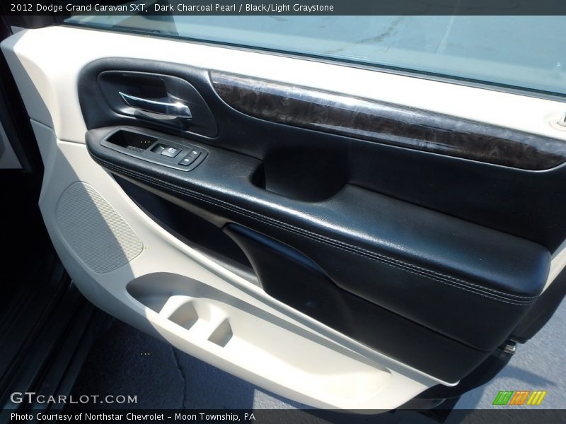 Dark Charcoal Pearl / Black/Light Graystone 2012 Dodge Grand Caravan SXT