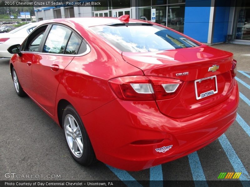 Red Hot / Jet Black 2016 Chevrolet Cruze LT Sedan
