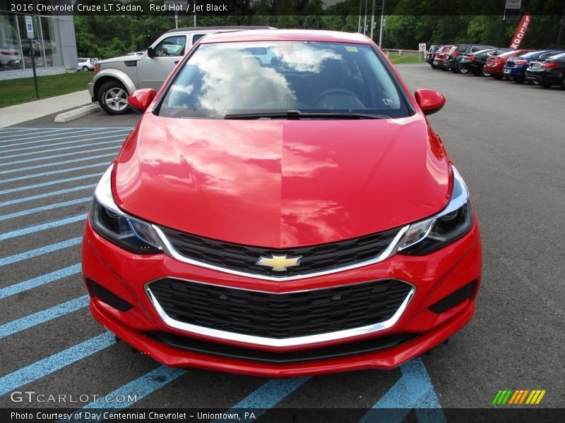 Red Hot / Jet Black 2016 Chevrolet Cruze LT Sedan
