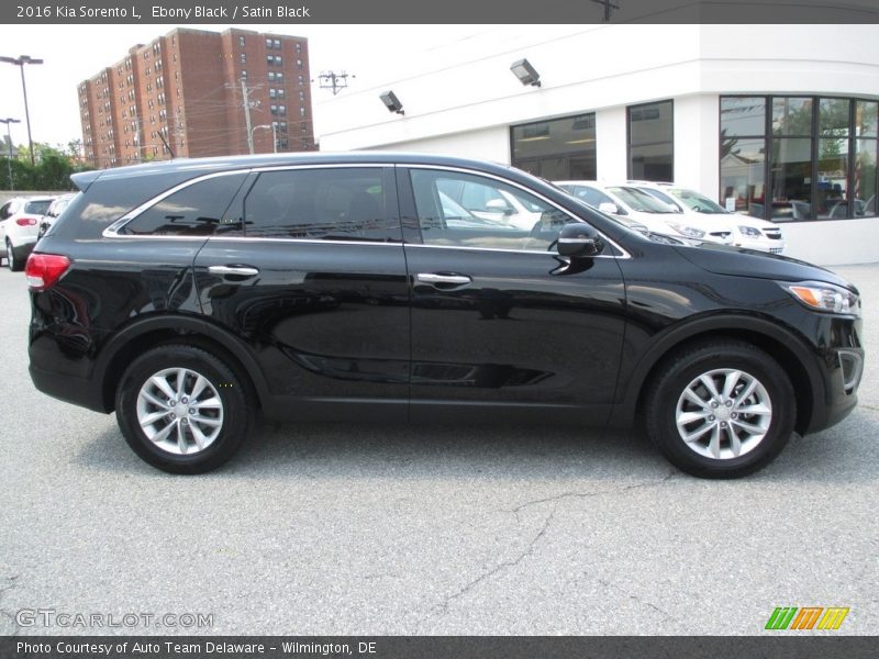 Ebony Black / Satin Black 2016 Kia Sorento L
