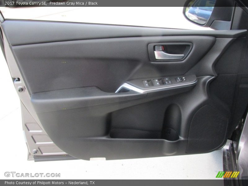 Door Panel of 2017 Camry SE