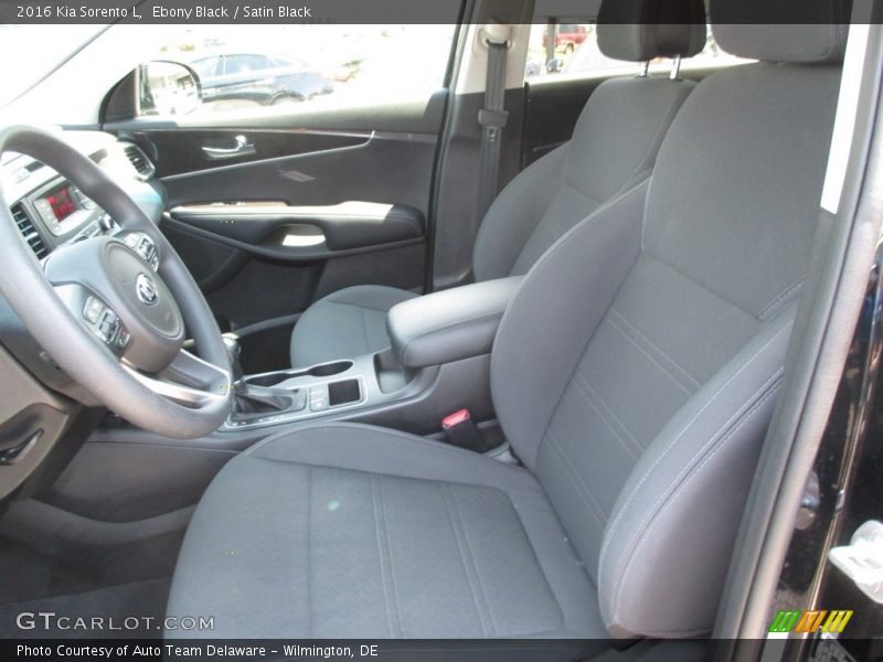 Ebony Black / Satin Black 2016 Kia Sorento L