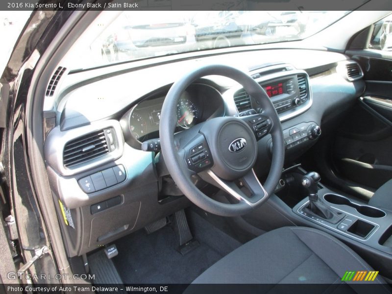 Ebony Black / Satin Black 2016 Kia Sorento L