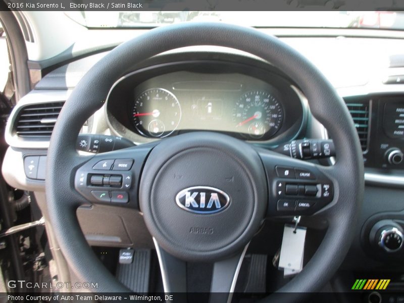 Ebony Black / Satin Black 2016 Kia Sorento L