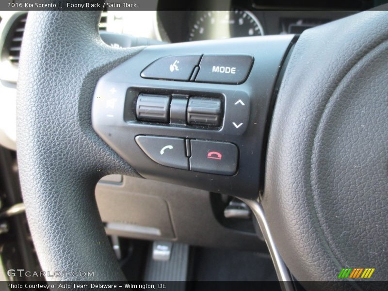 Ebony Black / Satin Black 2016 Kia Sorento L