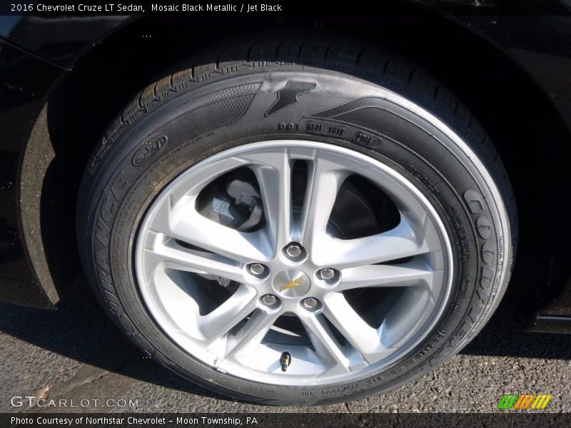 Mosaic Black Metallic / Jet Black 2016 Chevrolet Cruze LT Sedan