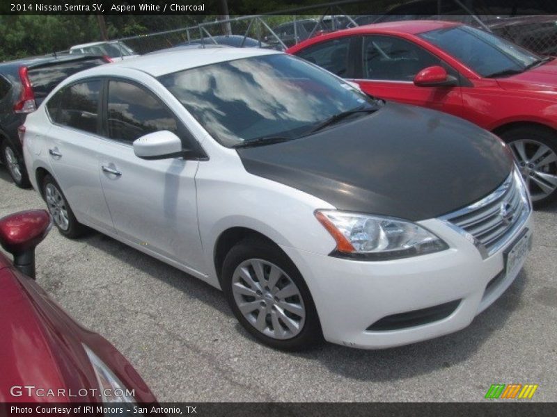 Aspen White / Charcoal 2014 Nissan Sentra SV