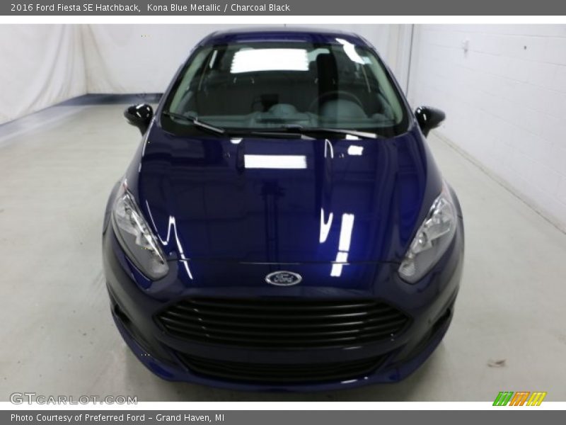 Kona Blue Metallic / Charcoal Black 2016 Ford Fiesta SE Hatchback