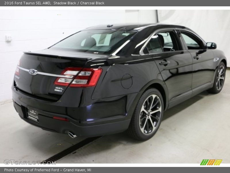 Shadow Black / Charcoal Black 2016 Ford Taurus SEL AWD